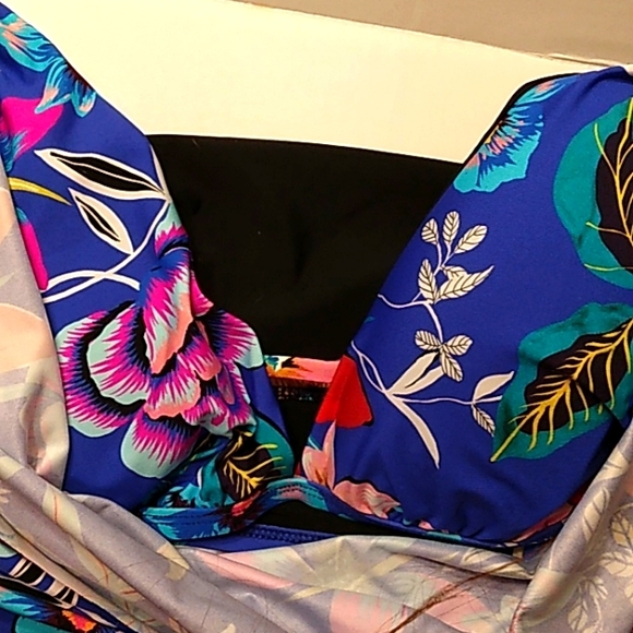 NWT ATHENA~ Plus Size~Mexicano Flower Print Cowl neck Blouson 1 pc Swimsuit~14 - Picture 5 of 9